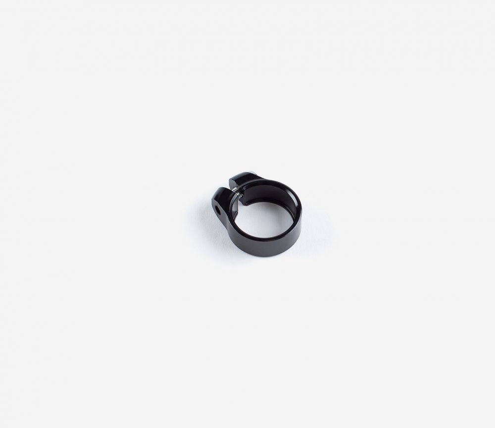 X252 Seatpost Clamp W/bolt 31.8 Blk