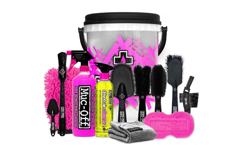 MUC-OFF Deep Clean Bucket Kit